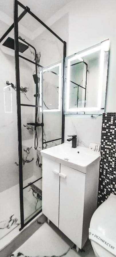 Sun Plaza Oasis With Self Check In And Fast Wifi Apartment บูคาเรสต์ ภายนอก รูปภาพ