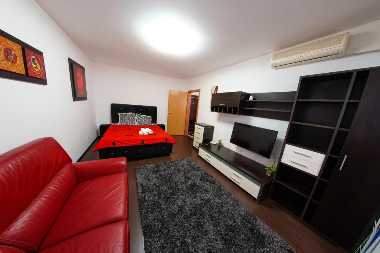 Sun Plaza Oasis With Self Check In And Fast Wifi Apartment บูคาเรสต์ ภายนอก รูปภาพ